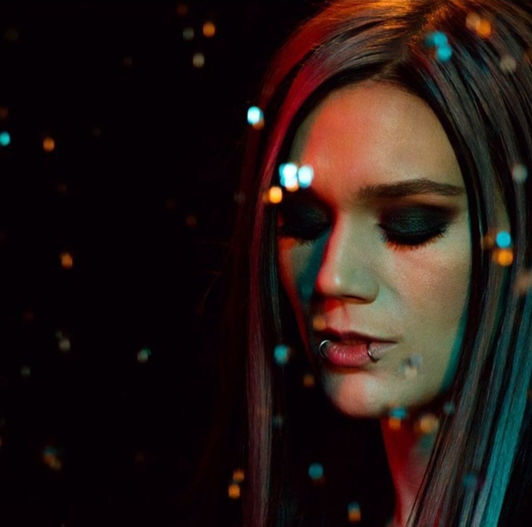 Maja Shining