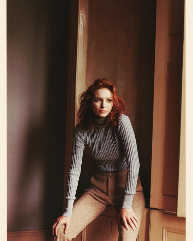 Eleanor Tomlinson picture