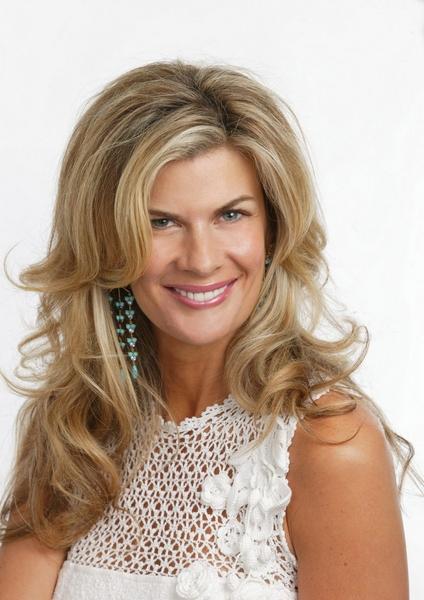 Picture of Mia Matthews