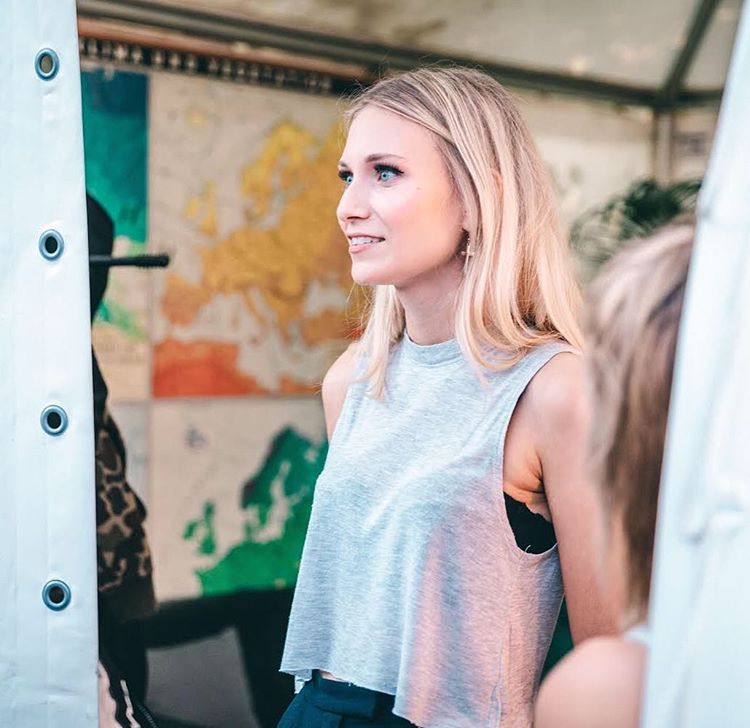 Carolin Niemczyk Carolin Niemczyk