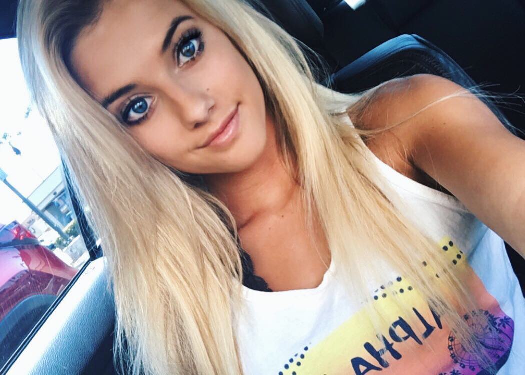Lindsay Brewer Lindsay Brewer