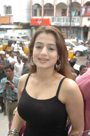 Picture of Amisha Patel