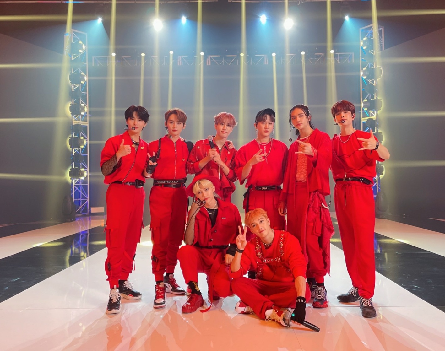 Stray Kids