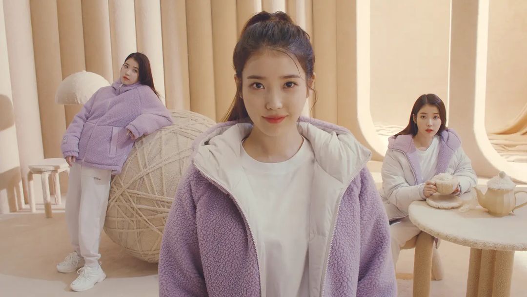 IU