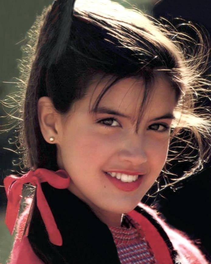 Picture Of Phoebe Cates 8495