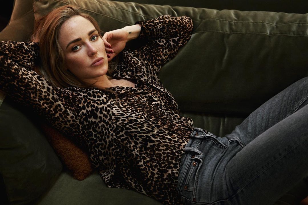 Caity Lotz Caity Lotz