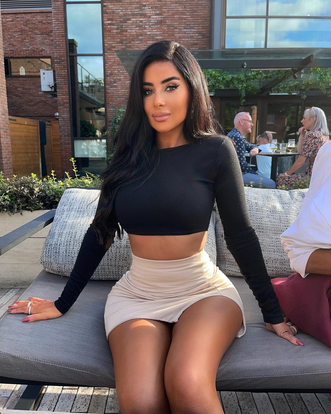 Natasha Naraghi Natasha Naraghi
