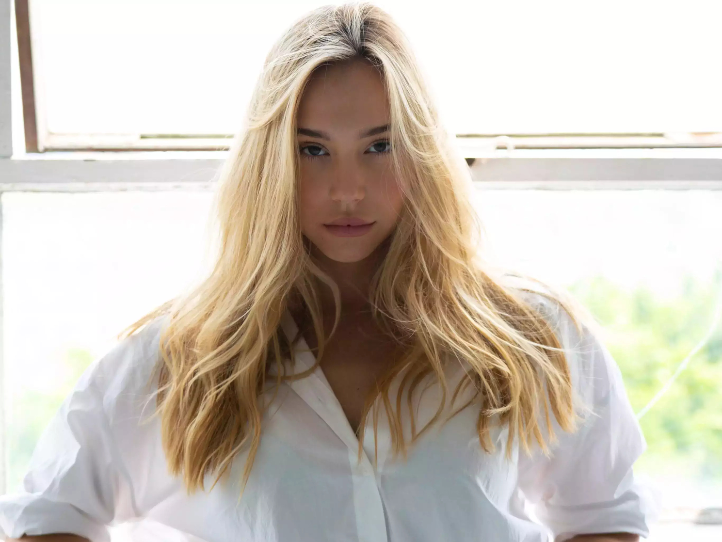 Alexis Ren Alexis Ren