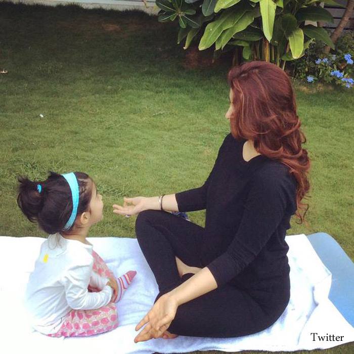 Picture Of Twinkle Khanna   740full Twinkle Khanna 