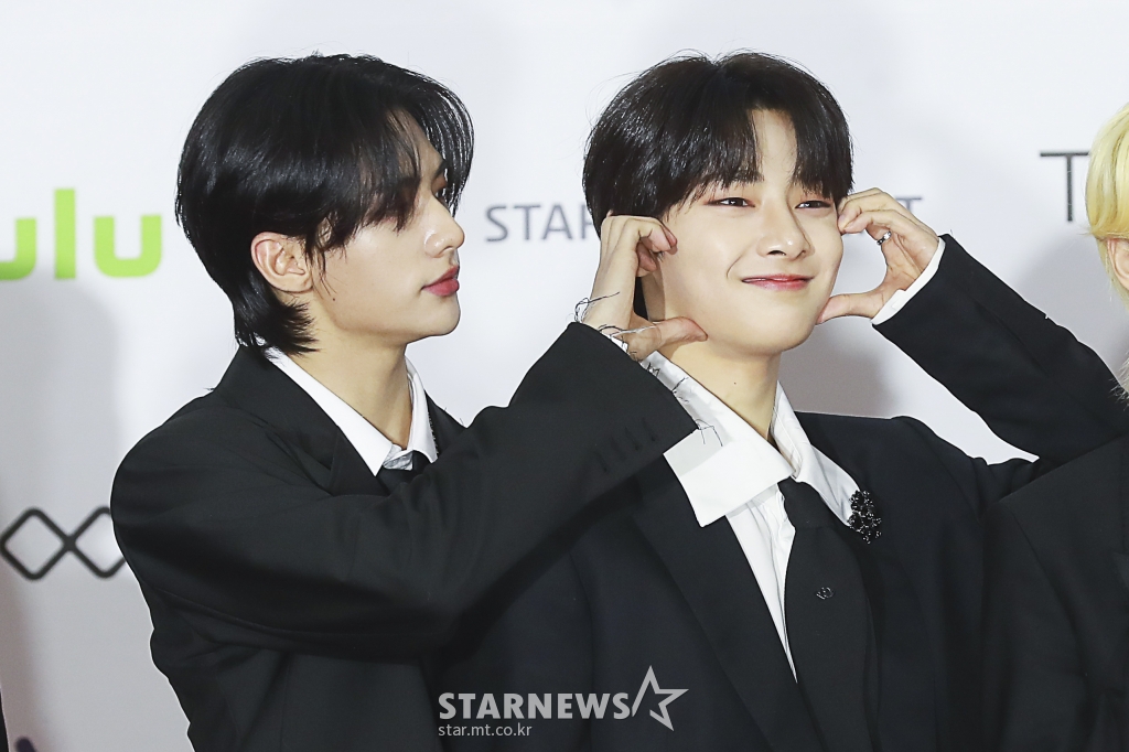 Stray Kids