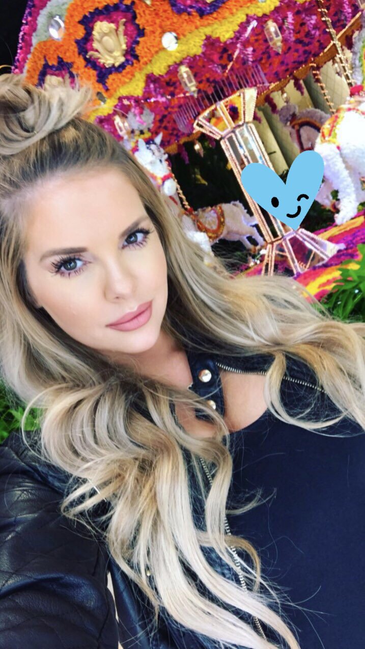 Picture of Kayla Collins (I)