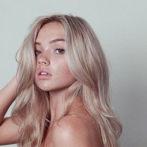 Picture of Natalie Alyn Lind