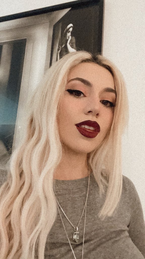 Picture of Ava Max