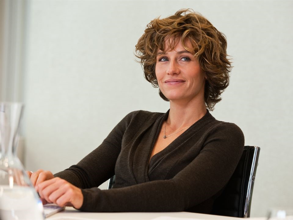 Cécile De France