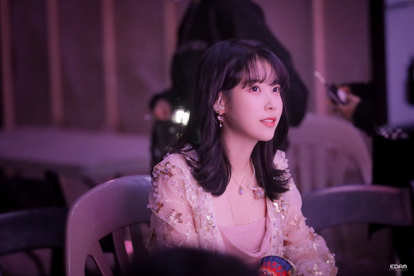 IU