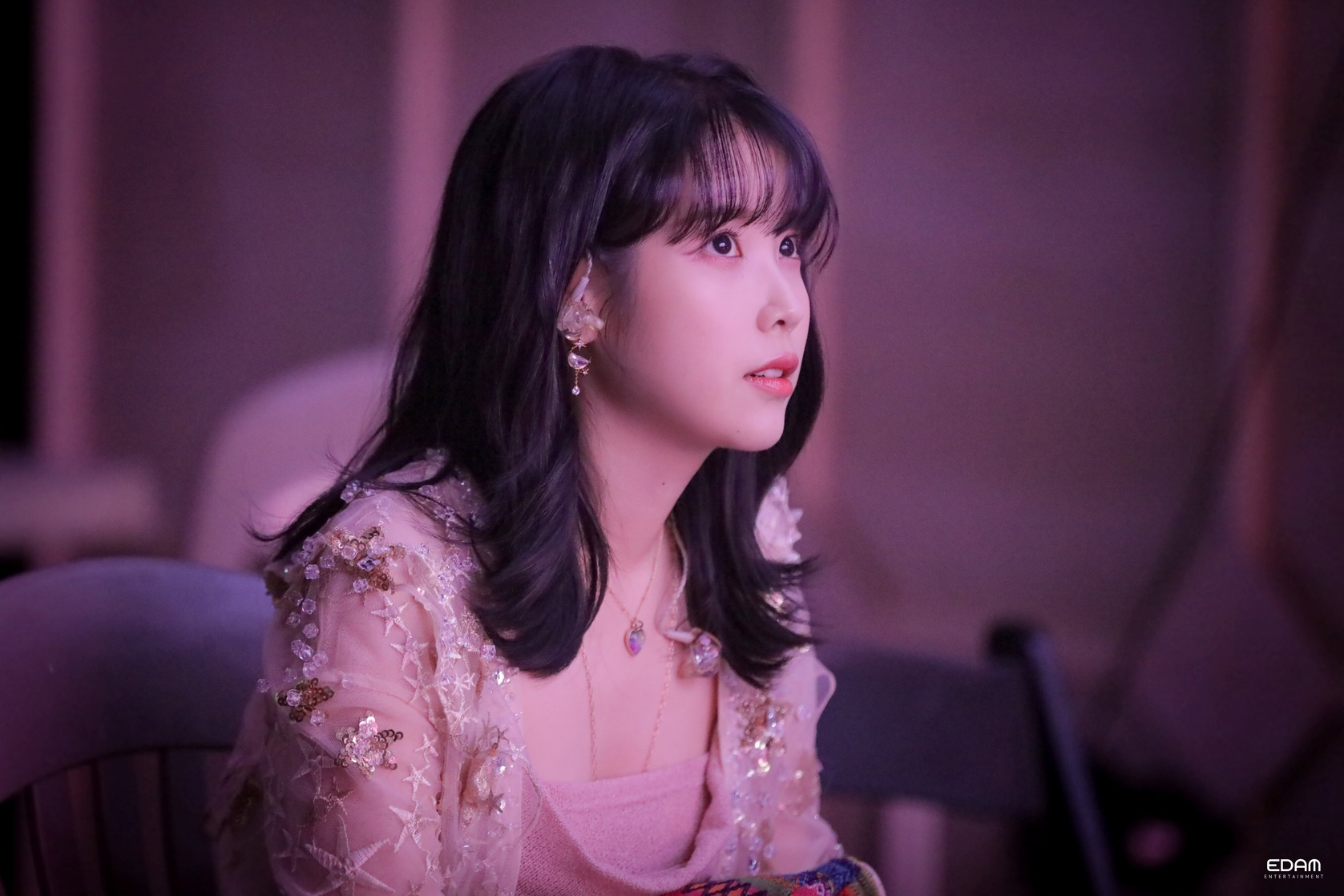 IU