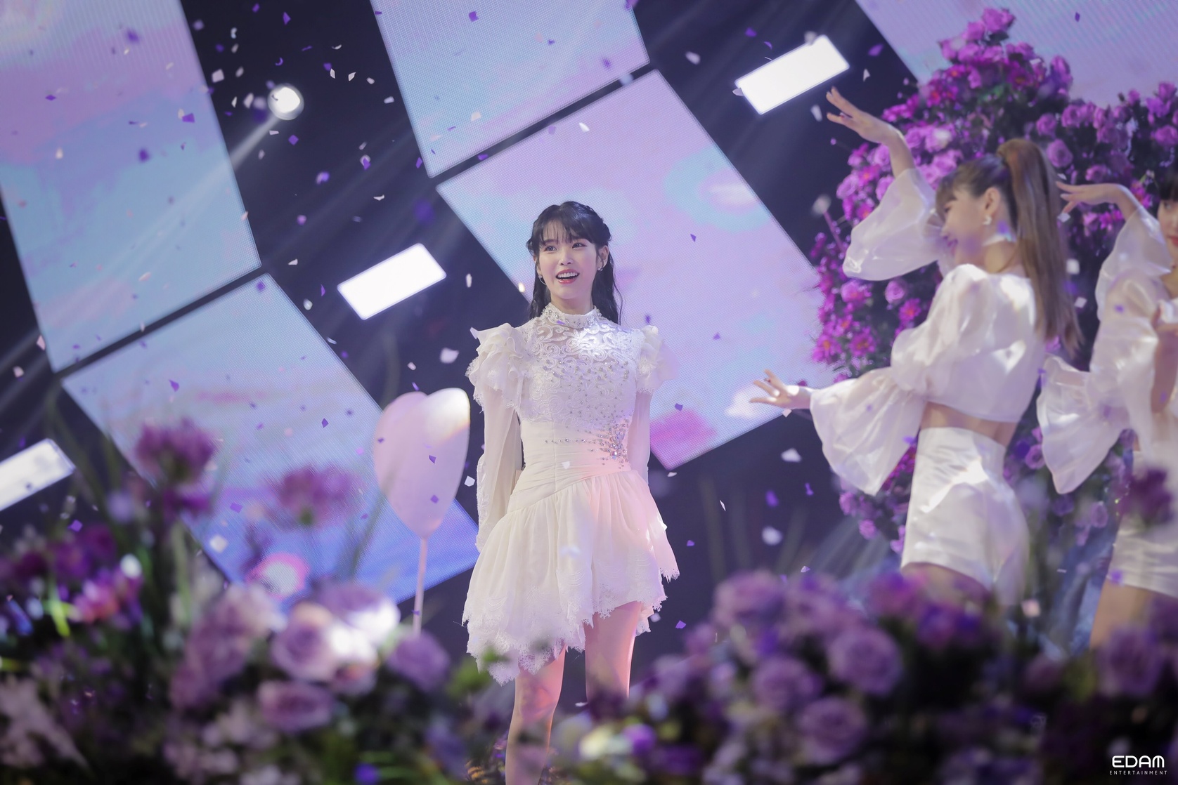 IU