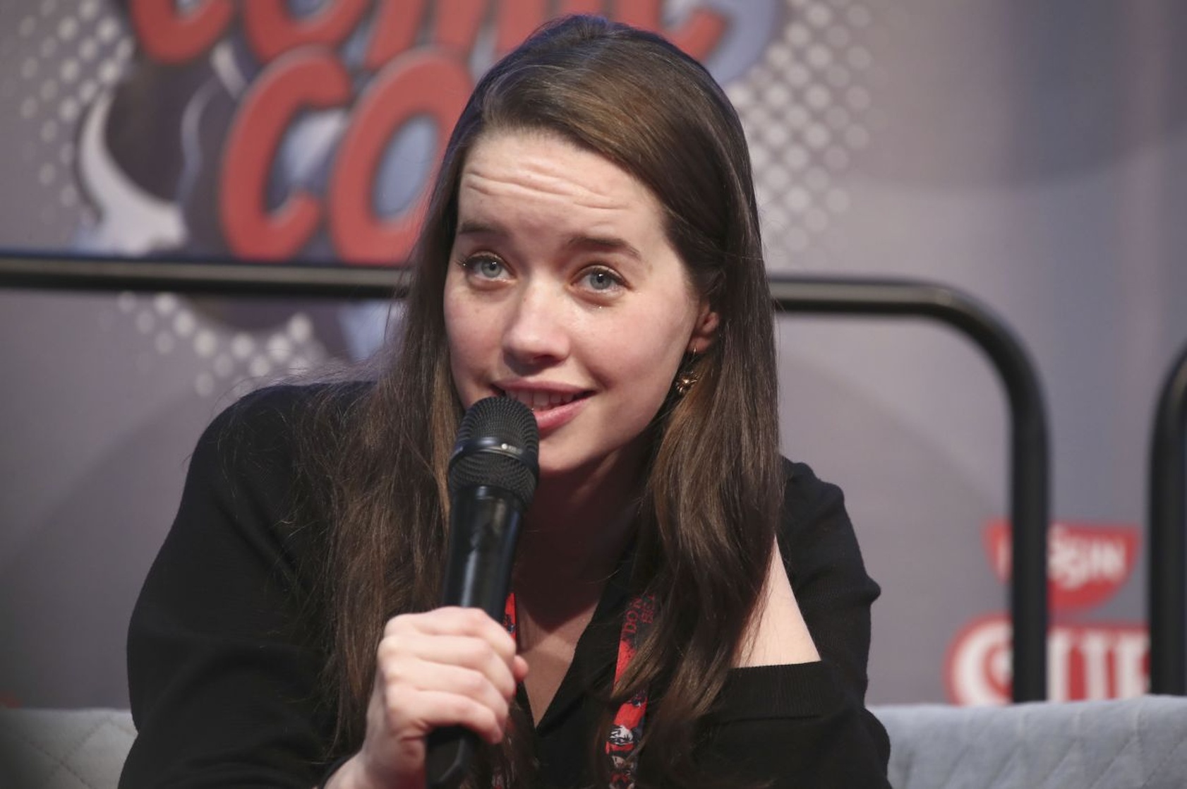 Anna Popplewell Anna Popplewell