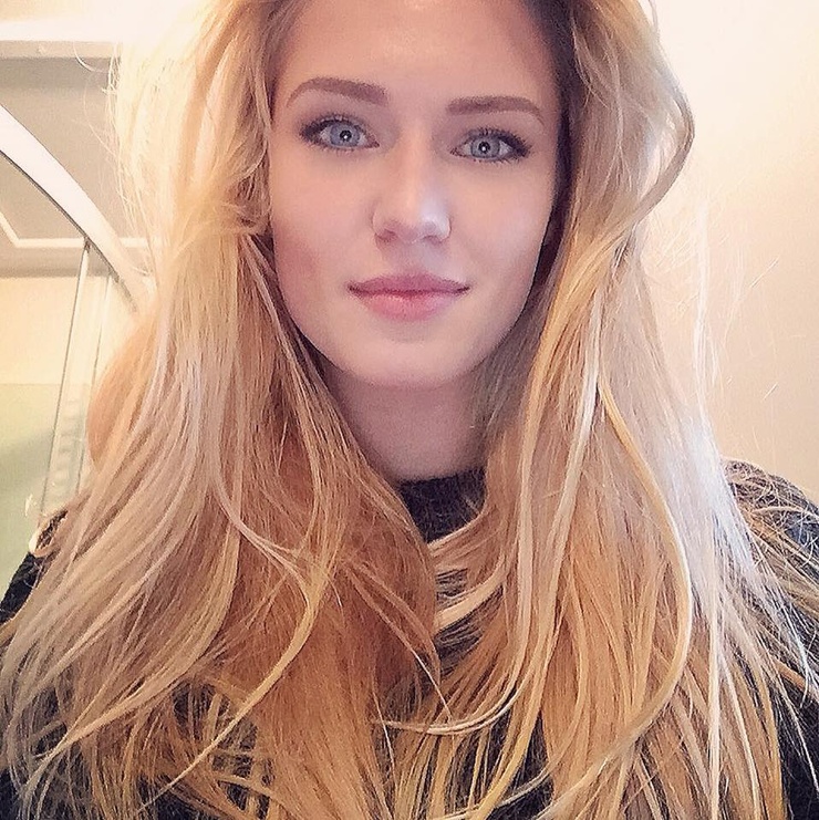 Picture of Eva Mikulski
