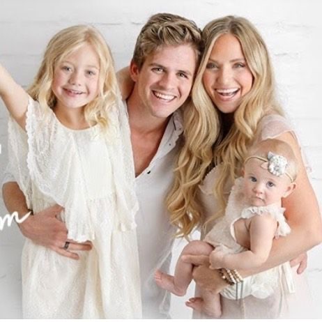 Picture of Savannah Labrant