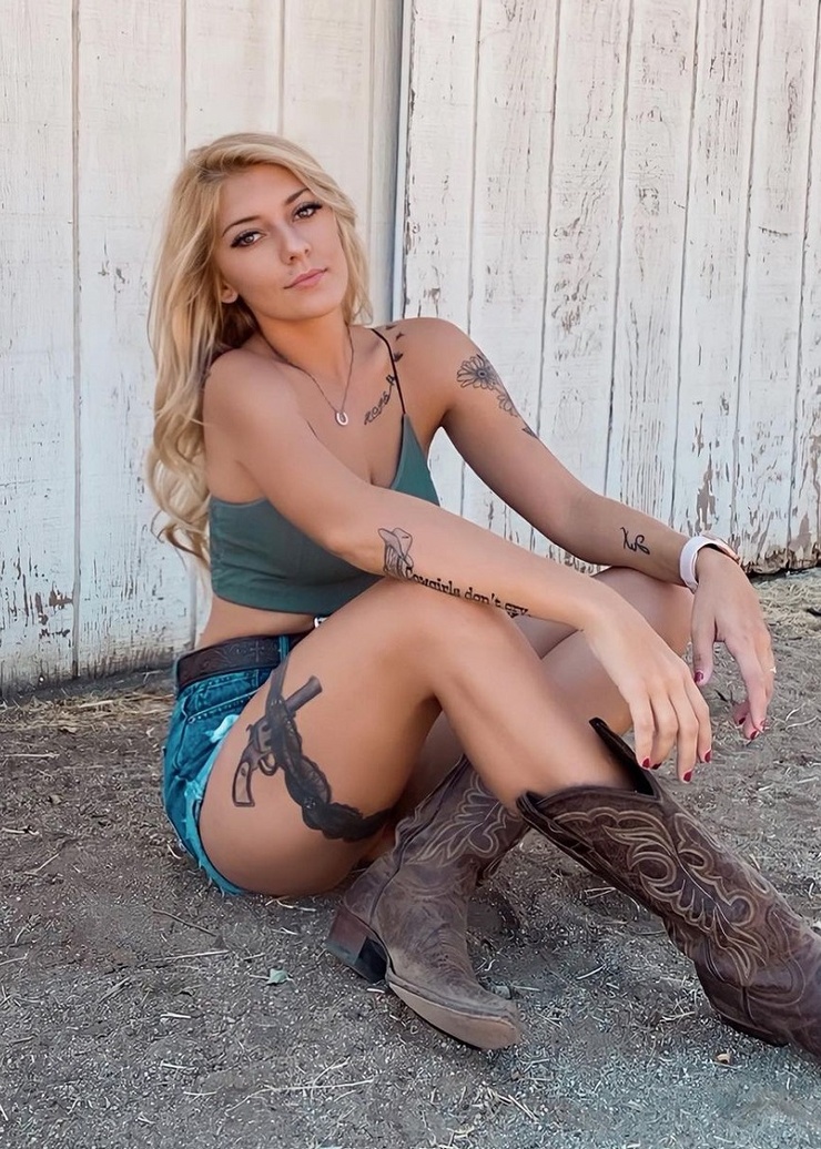 Ashley Nicole