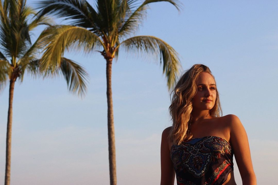 Sophie Reynolds Sophie Reynolds