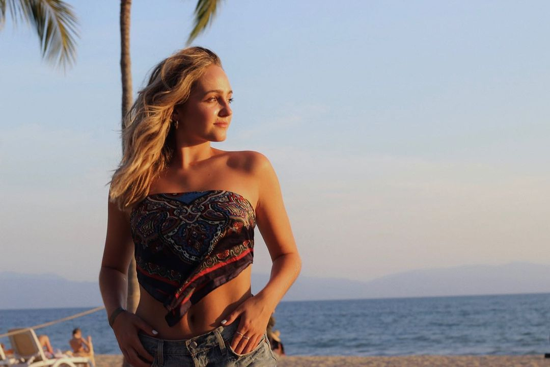 Sophie Reynolds Sophie Reynolds