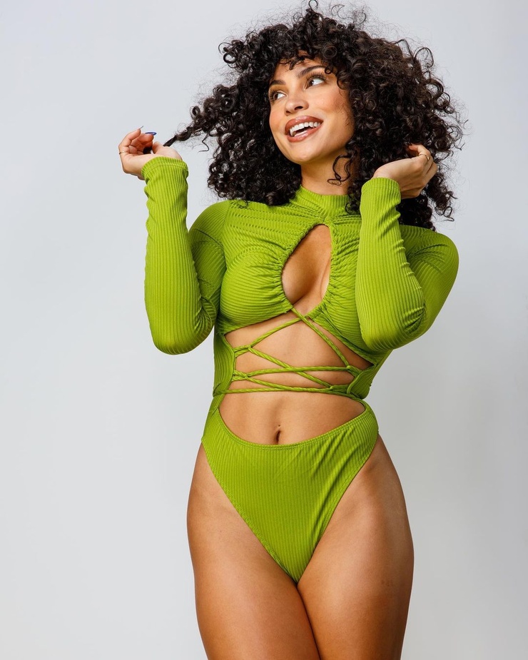 Picture of Riri Simpson