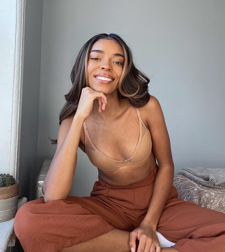 Picture of Amber Janea