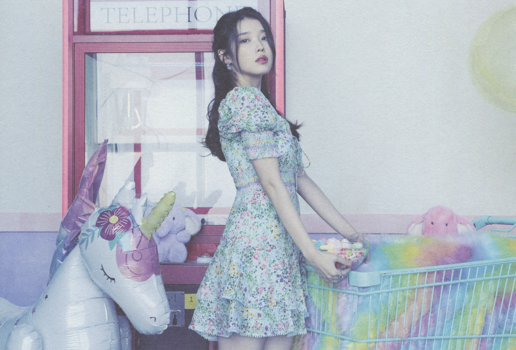 IU