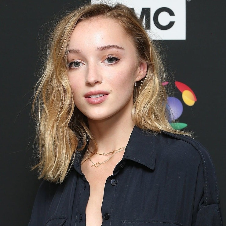 Phoebe Dynevor picture