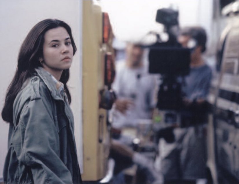 Linda Cardellini Linda Cardellini