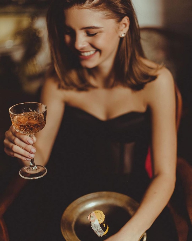 Dasha Komarova picture