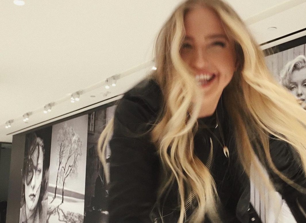 Veronica Dunne Veronica Dunne