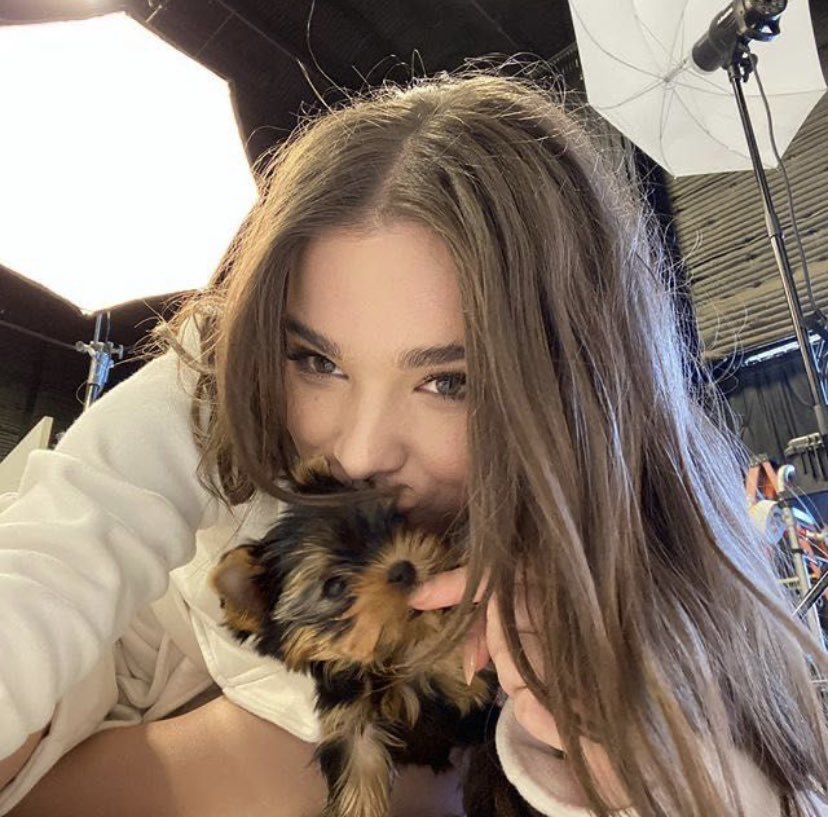 Hailee Steinfeld