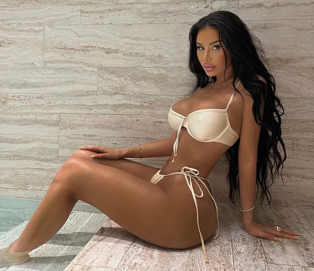 Picture of Adèle Grisoni