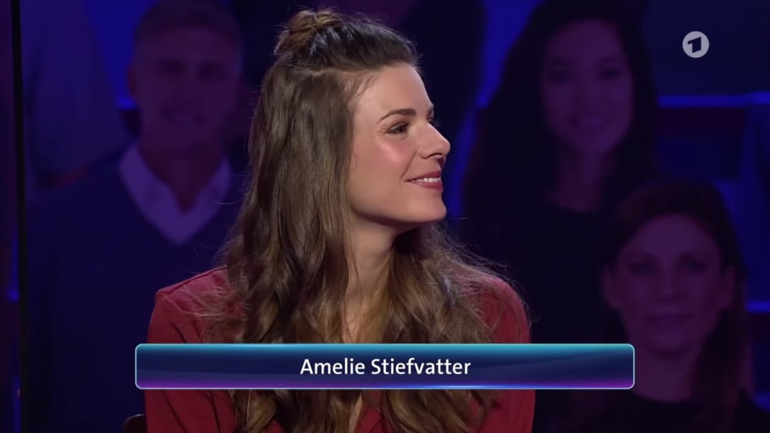 Picture Of Amelie Stiefvatter 