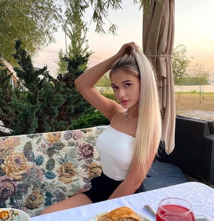 Picture of Alina Aignatova