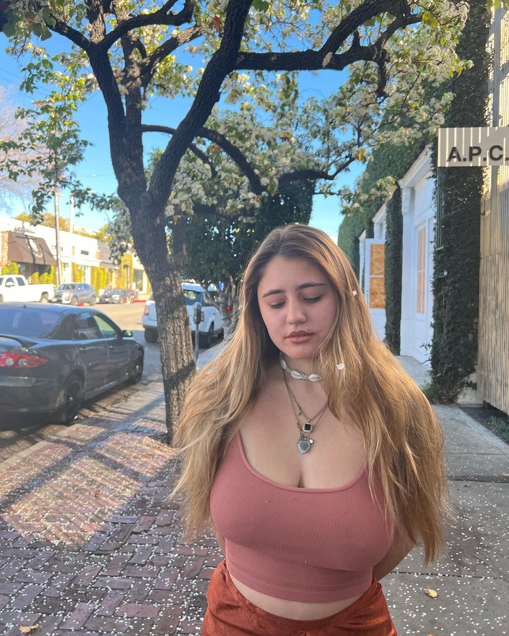 Image of Lia Marie Johnson