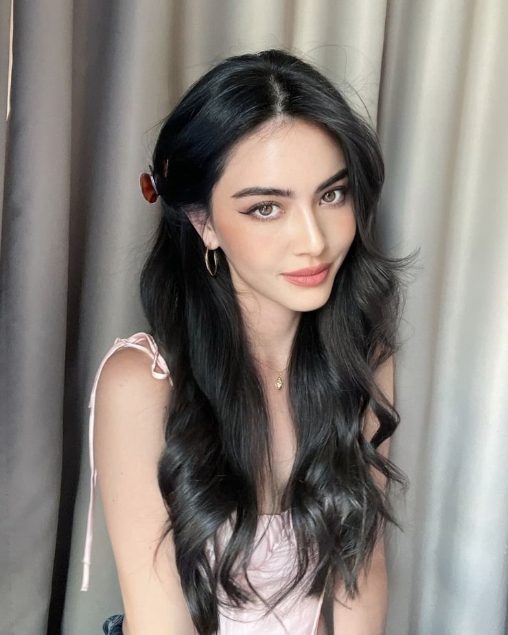 Davika Hoorne image