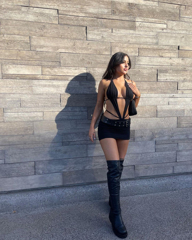 Samantha Cheyenne image