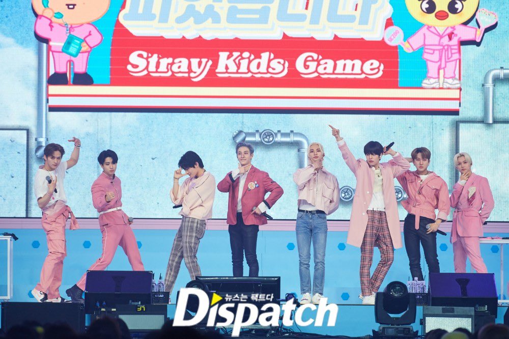 Stray Kids