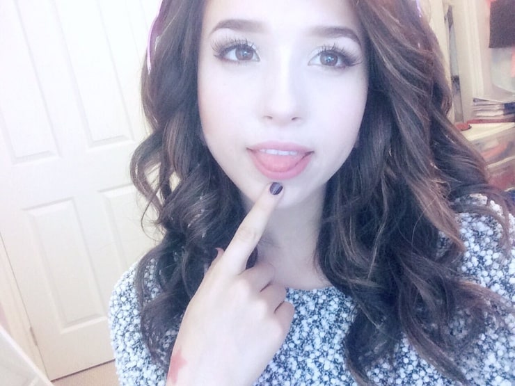 Picture of Imane 'Pokimane' Anys