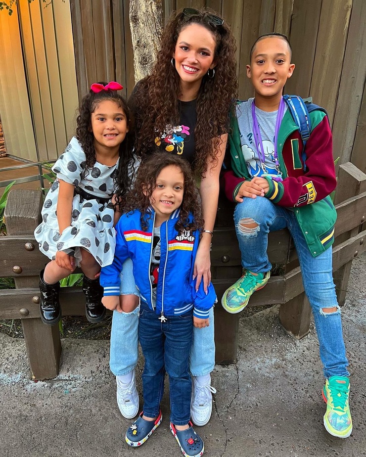 Madison Pettis image