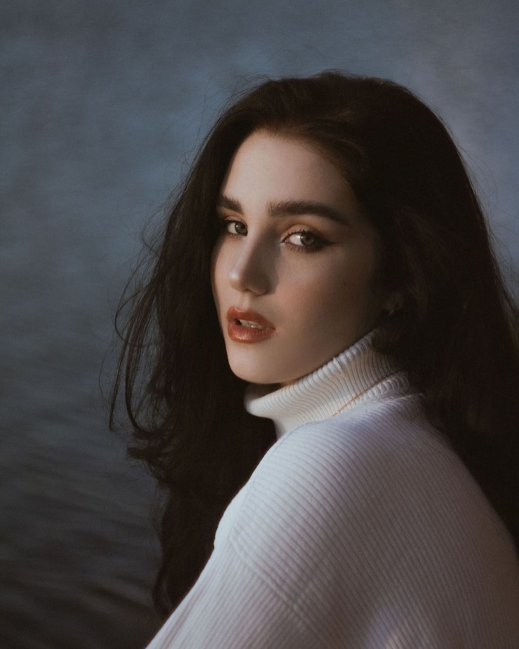 Ksenia Adova picture