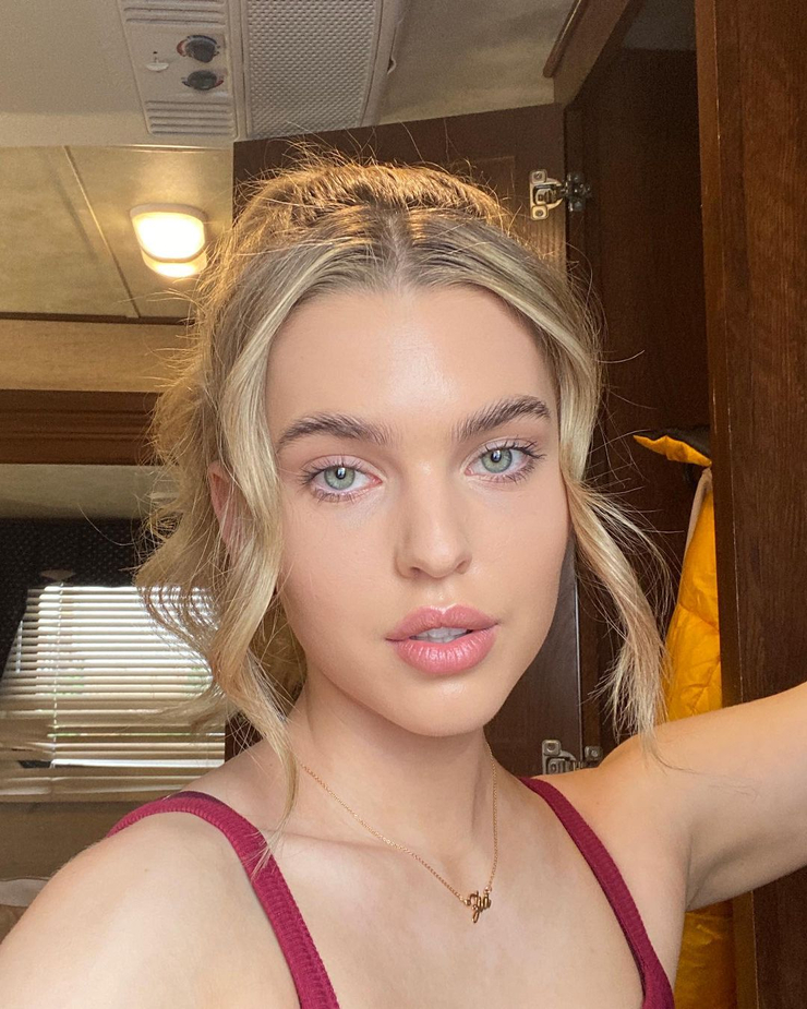 Picture of Carla Woodcock