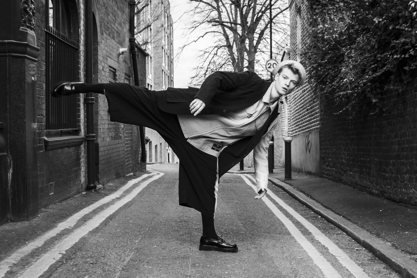 Tom Rhys Harries