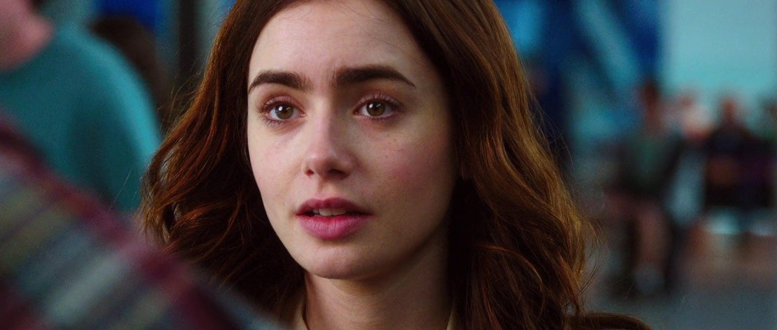 Lily Collins