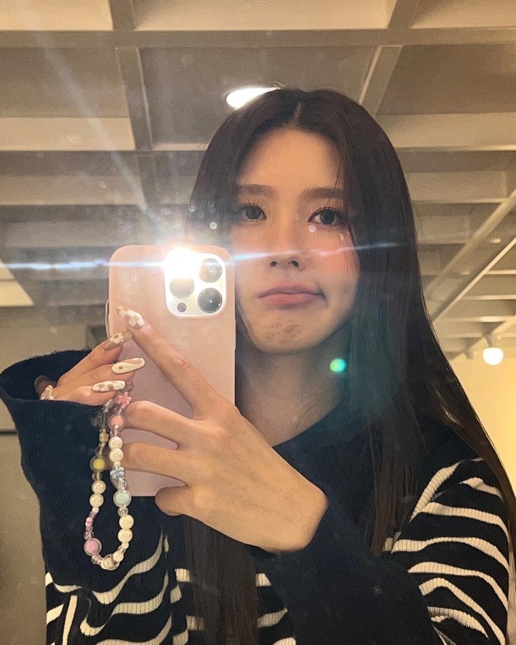 Picture of Miyeon