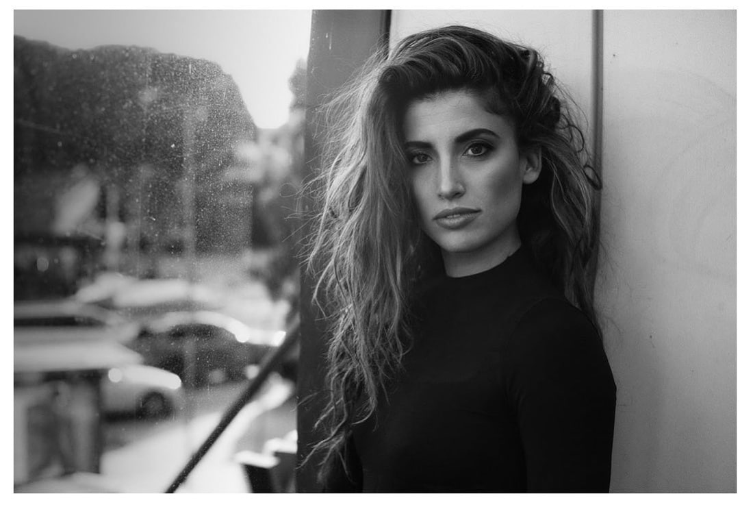 Picture Of Tania Raymonde 2774